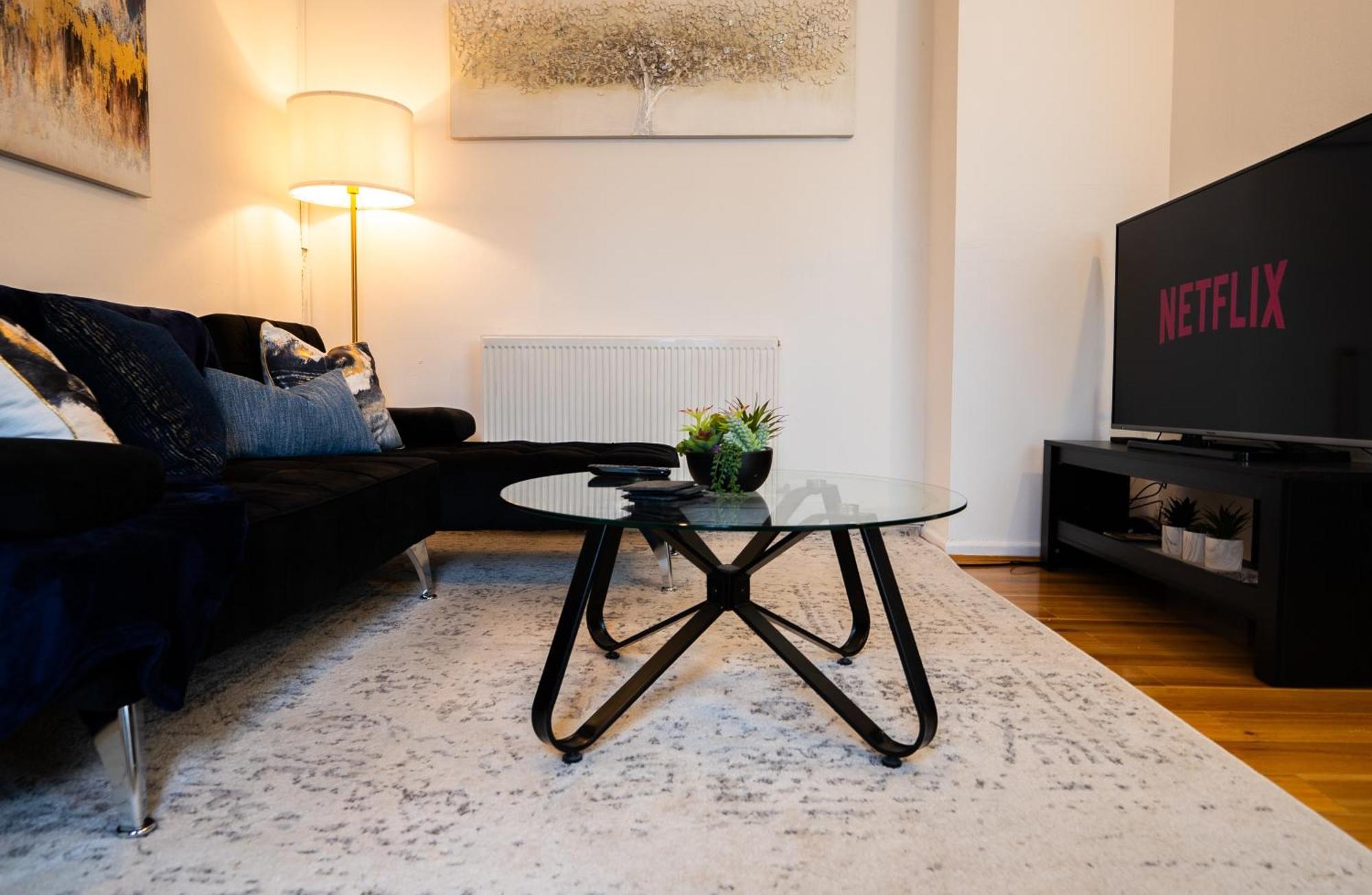 Arena Apartment With Balcony Birmingham Exterior photo