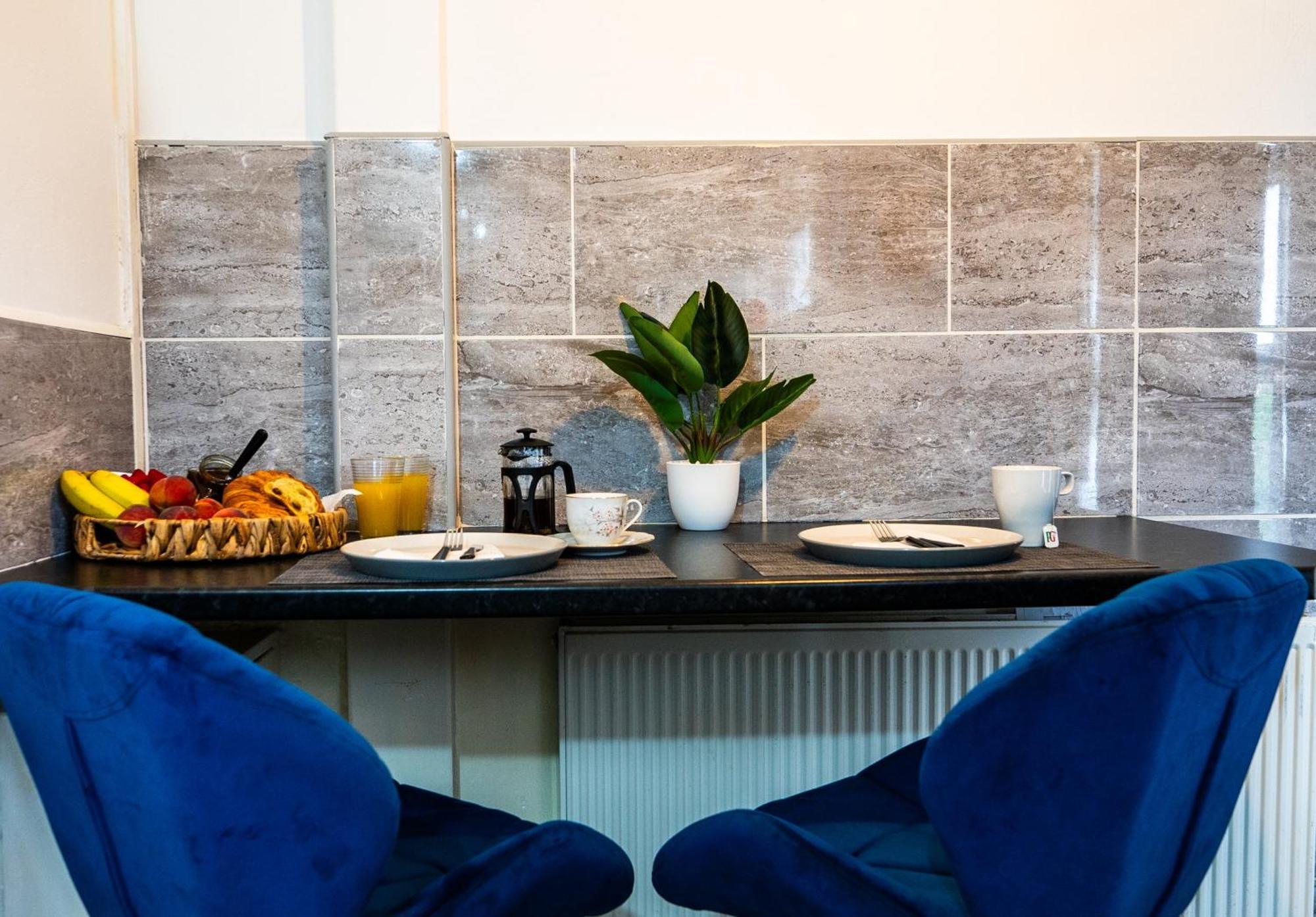 Arena Apartment With Balcony Birmingham Exterior photo